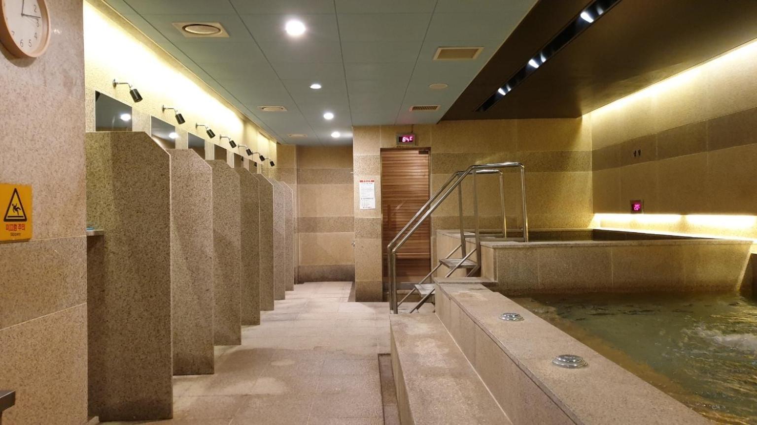 首尔车站德塞纳尔斯酒店 首爾 外观 照片